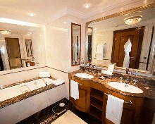 Thumbs/tn_HUANG,MIN-YI.Russia.The Ritz-Carlton, Moscow (5).jpg